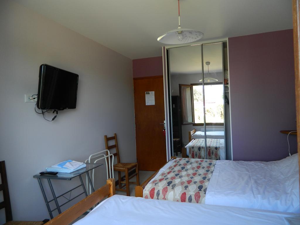 Chambre D'Hotes Les 3 Moulins Cozes Dış mekan fotoğraf