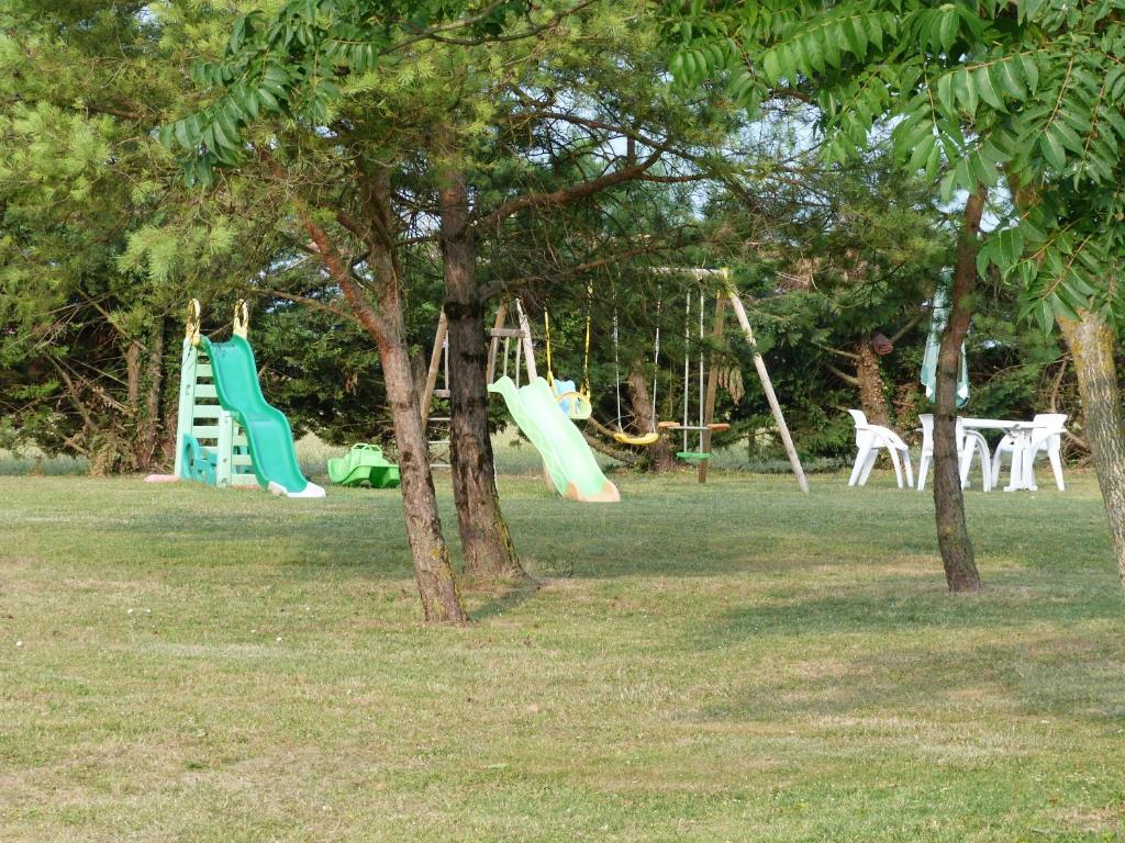 Chambre D'Hotes Les 3 Moulins Cozes Dış mekan fotoğraf